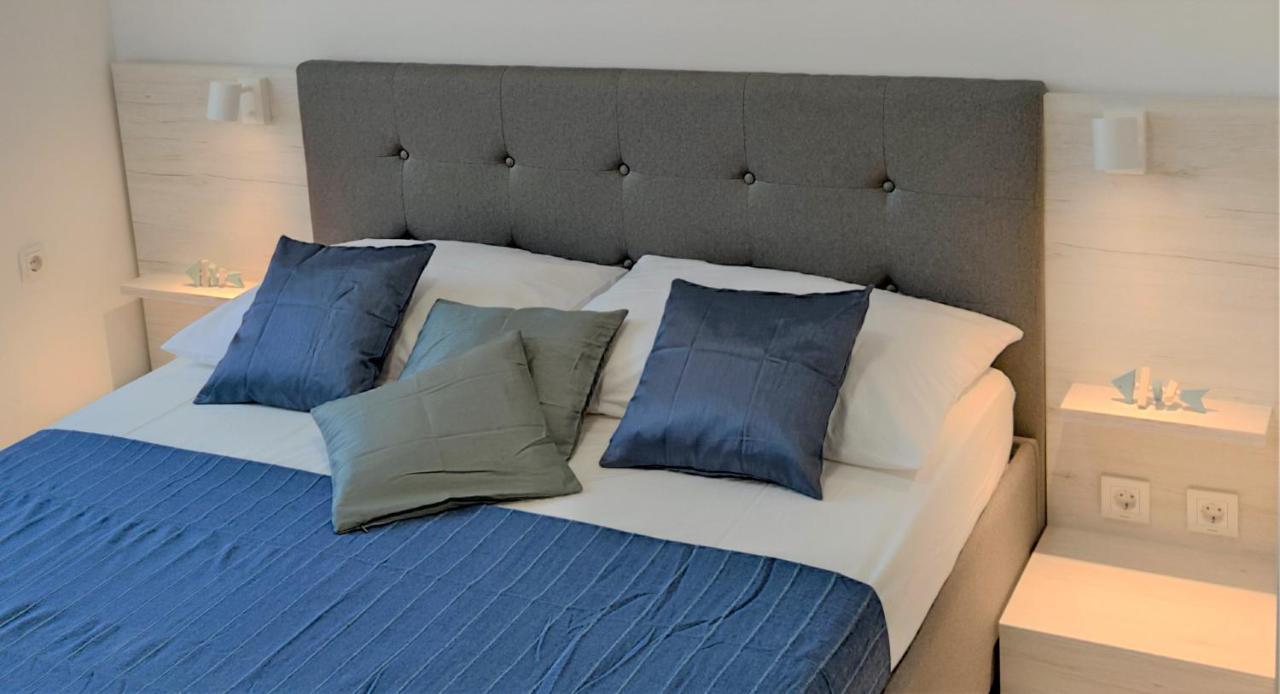 Apartments Riba Βις Εξωτερικό φωτογραφία