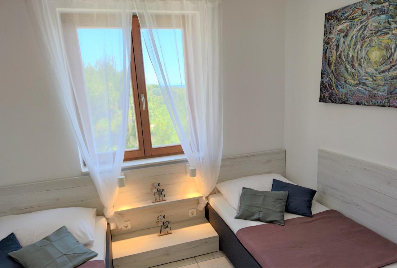Apartments Riba Βις Εξωτερικό φωτογραφία