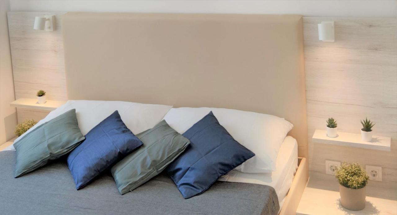 Apartments Riba Βις Εξωτερικό φωτογραφία