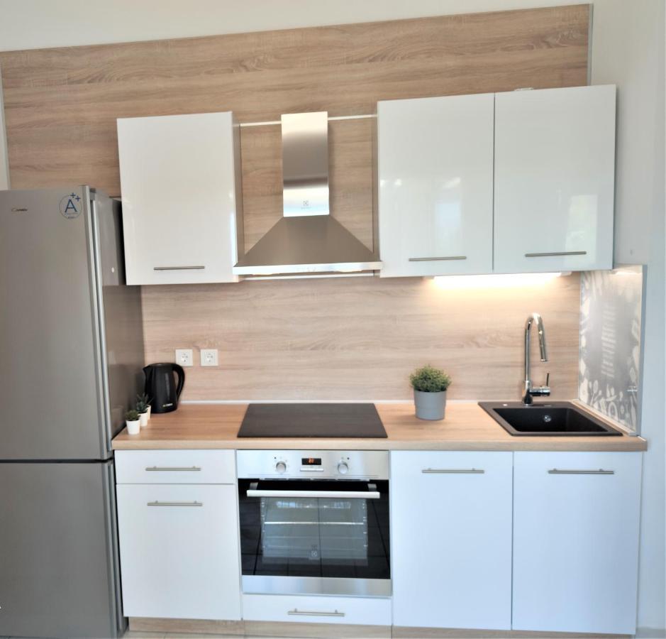 Apartments Riba Βις Εξωτερικό φωτογραφία