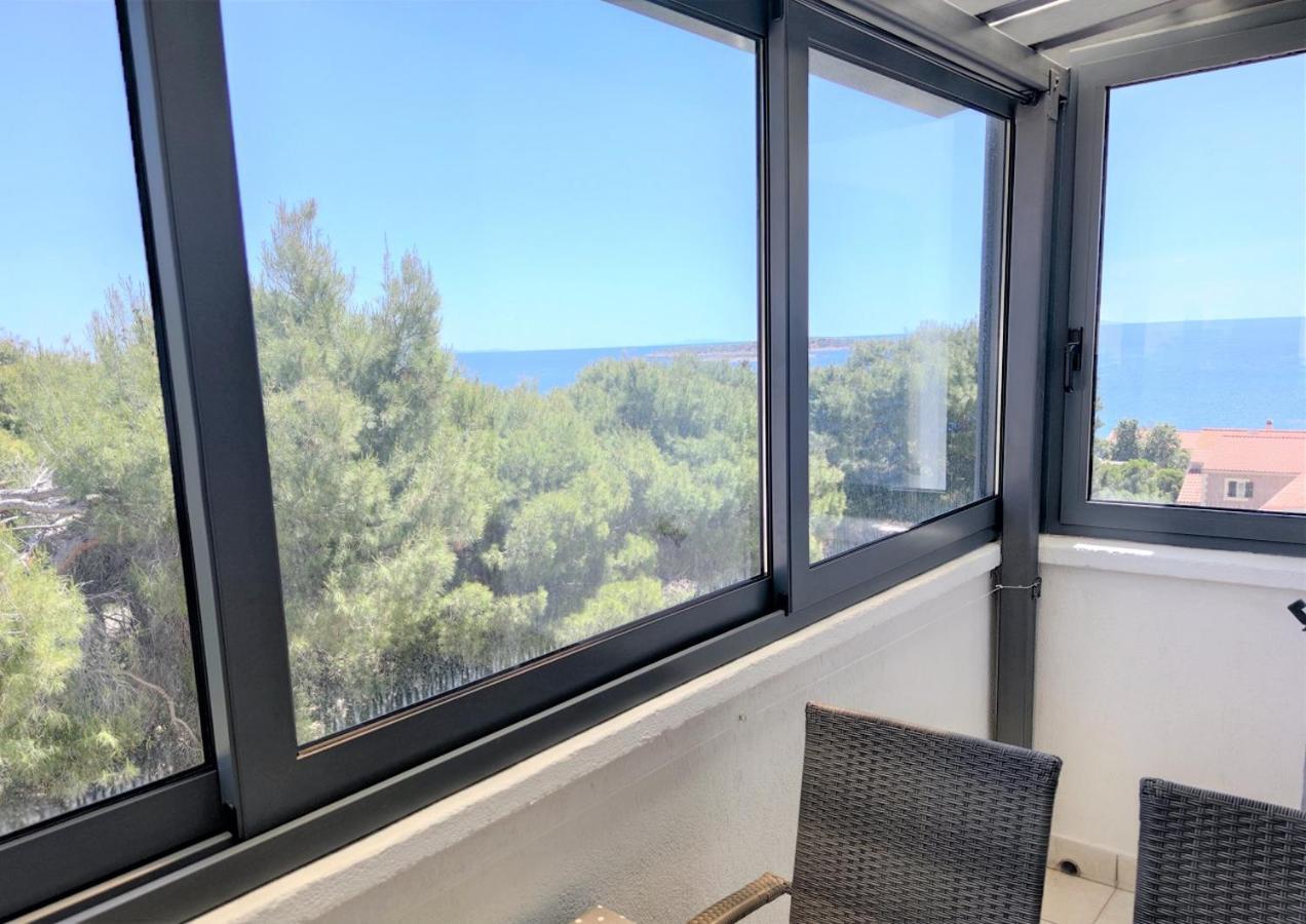 Apartments Riba Βις Εξωτερικό φωτογραφία