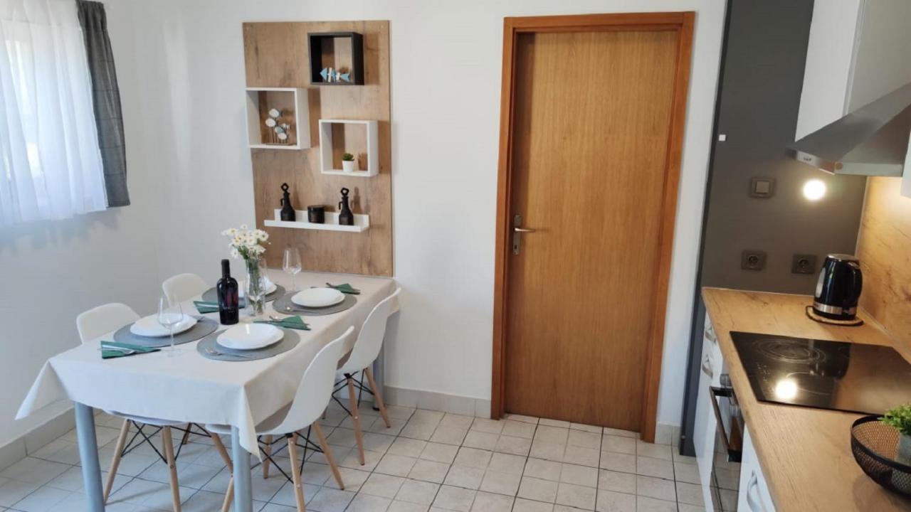Apartments Riba Βις Εξωτερικό φωτογραφία
