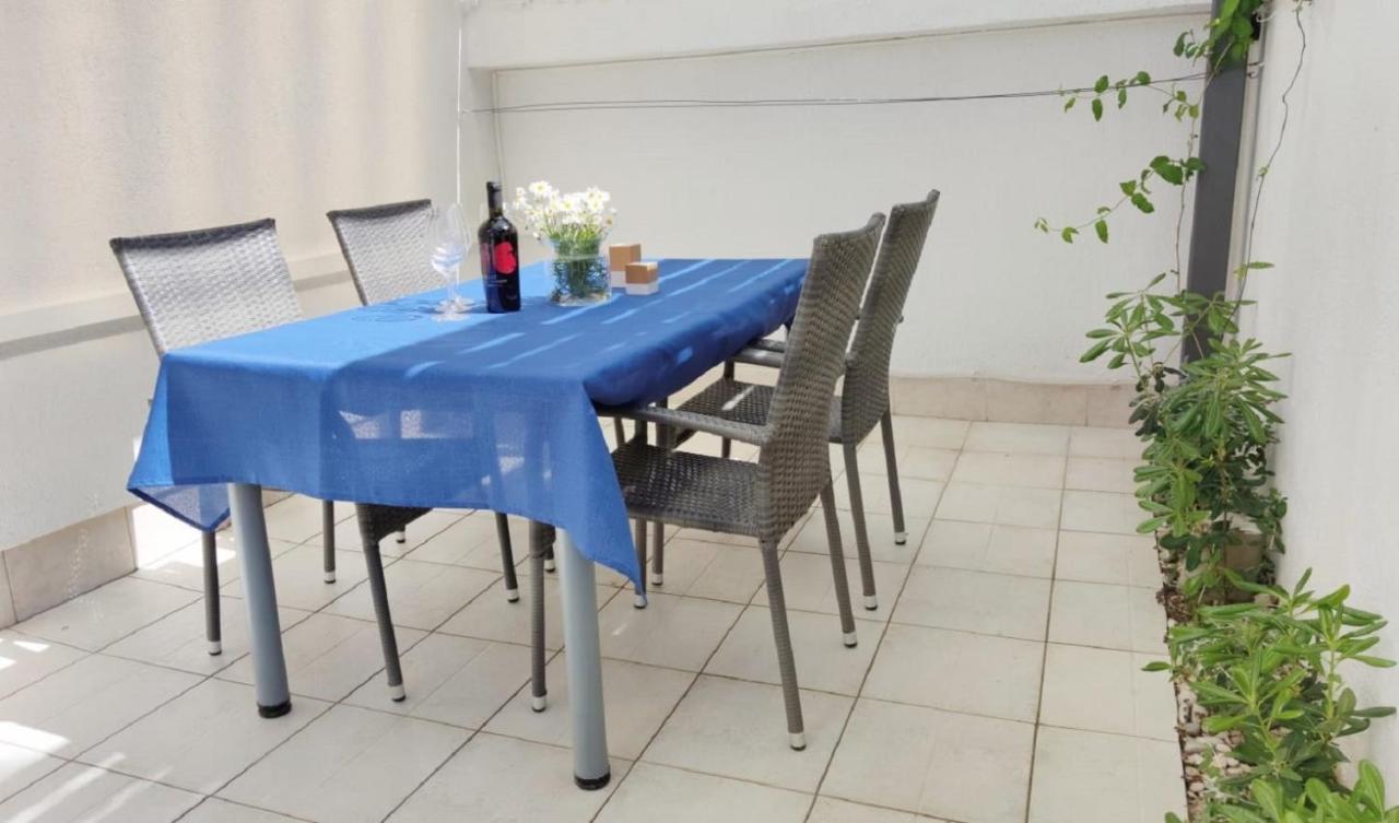 Apartments Riba Βις Εξωτερικό φωτογραφία