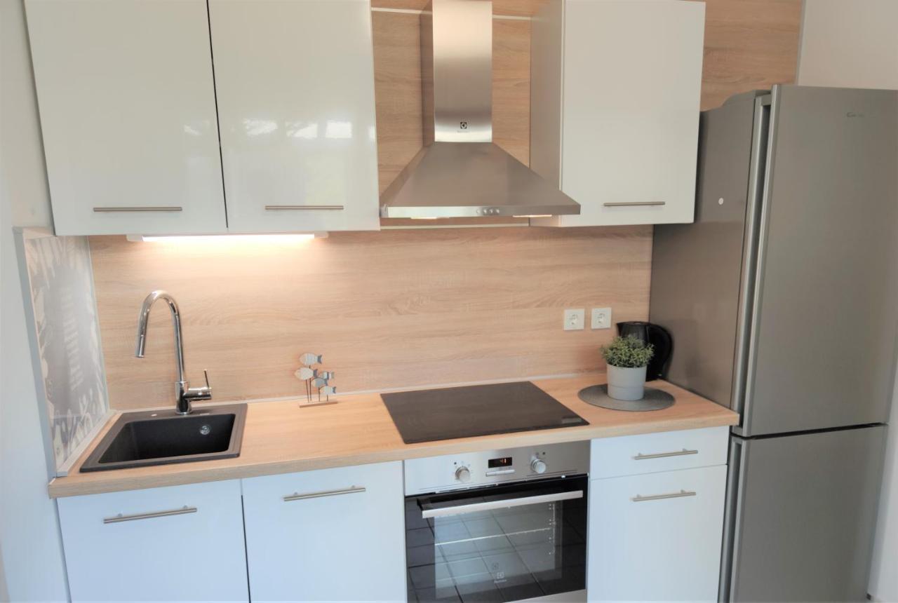 Apartments Riba Βις Δωμάτιο φωτογραφία
